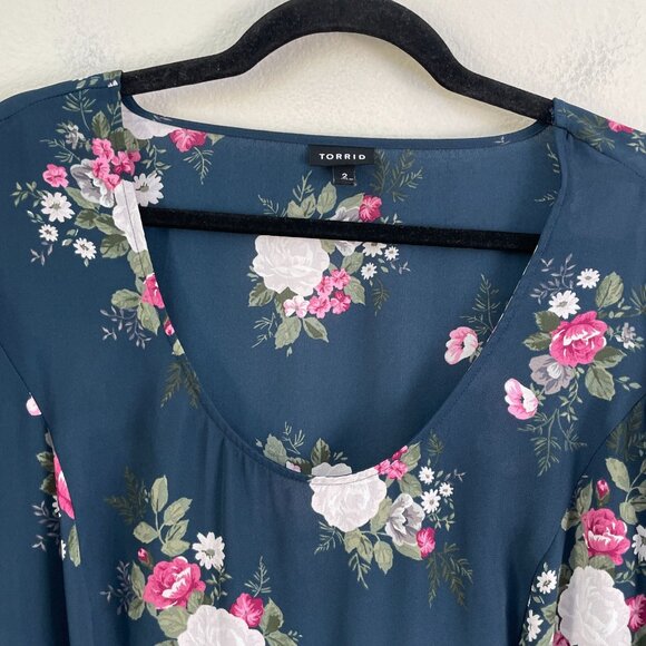 Torrid Womens Plus 2X Lexie Navy Floral Georgette Hi-Lo Tunic Top Short Sleeve - Picture 8 of 12